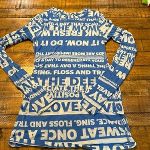 Gorgeous Lululemon manifesto long sleeve size 4